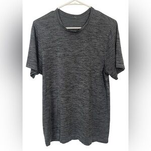 Lululemon Shirt Men’s Medium Metal Vent Tech Short Sleeve Gray Performance